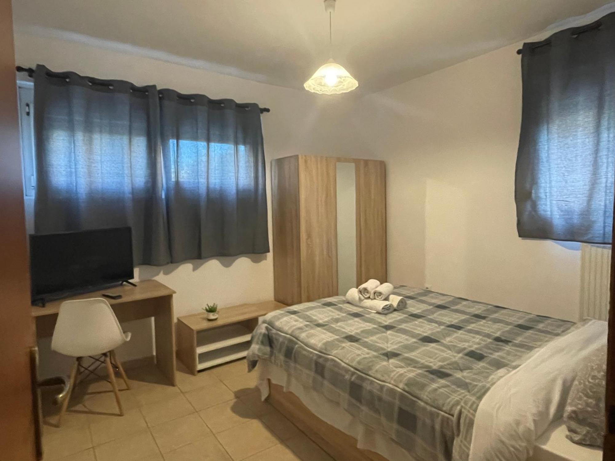 Апартаменты Semi-Basement 250M From Sea, Nea Chili Александроуполис Экстерьер фото